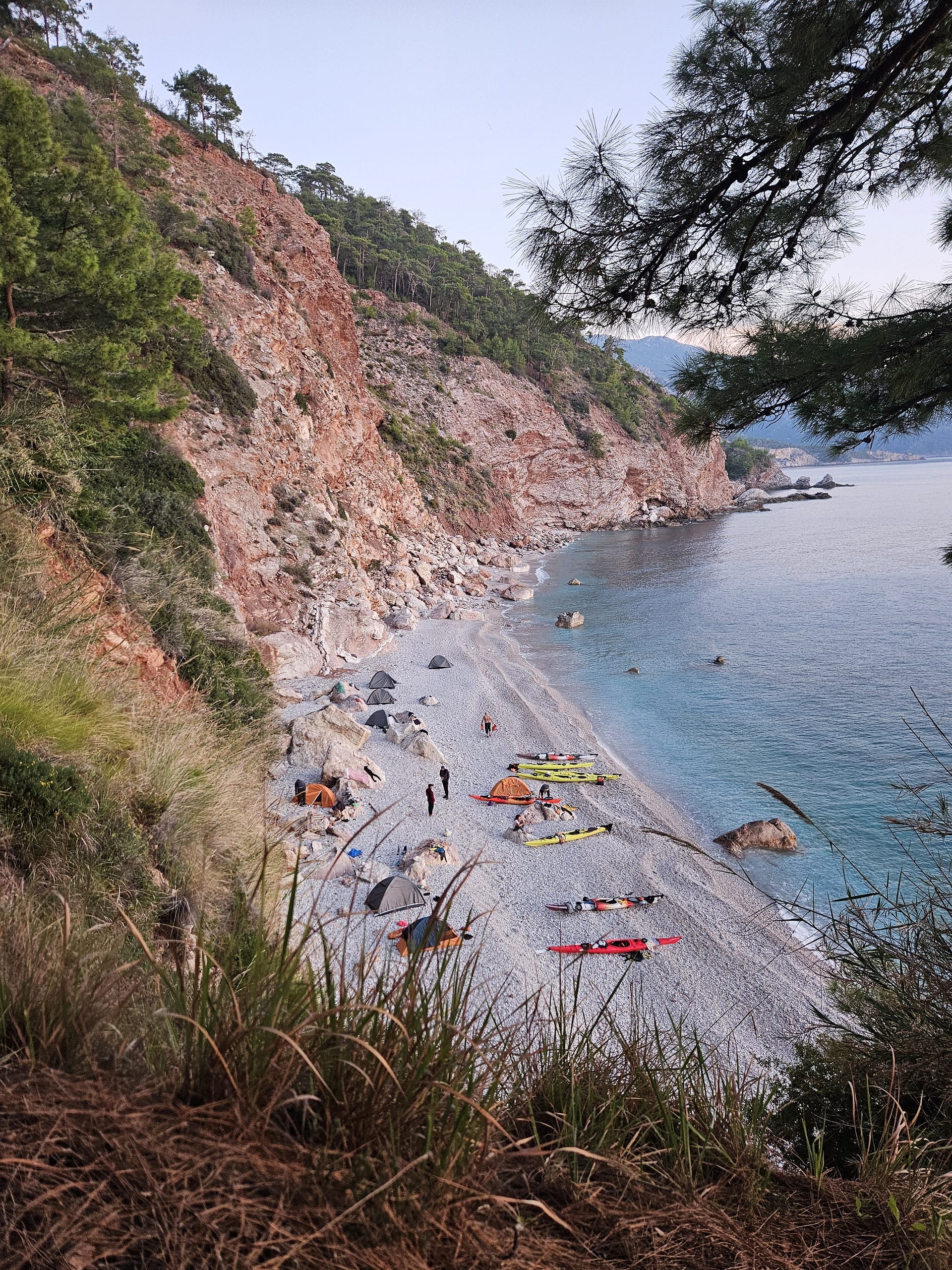 Fethiye’nin Koylarında Deniz Kayağı: Sea Kayak & Coastal Kayak Award Eğitimi